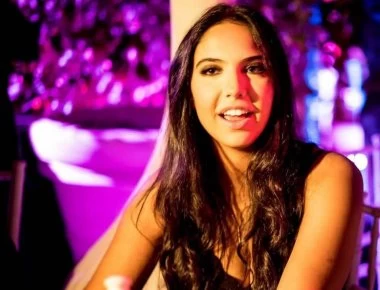 H 23χρονη που μετά τον 75χρονο Mick Jagger φημολογείται ότι τα έχει με τον 88χρονο Clint Eastwood! (φώτο)